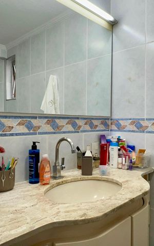 Apartamento para alugar com 140m², 3 quartos e 2 vagas Apartamento para alugar com 140m², 3 quartos e 2 vagasBanheiro da Suíte