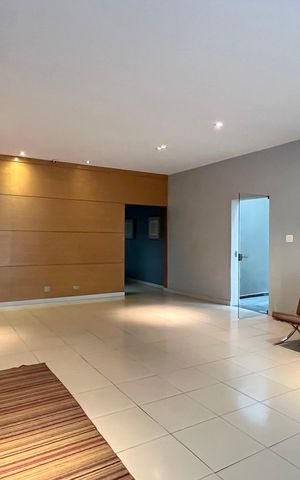 Apartamento para alugar com 140m², 3 quartos e 2 vagas Apartamento para alugar com 140m², 3 quartos e 2 vagasHall de entrada