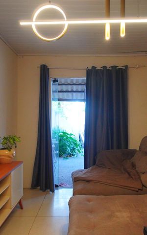 Casa à venda com 80m², 2 quartos e 1 vagaSala