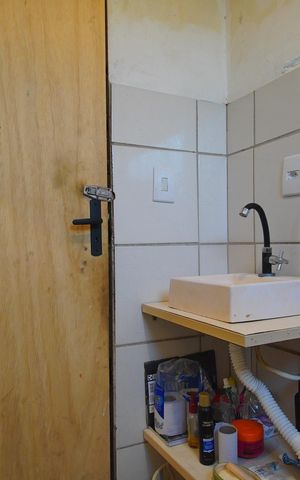 Casa à venda com 80m², 2 quartos e 1 vagaBanheiro