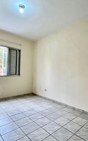 Casa para alugar com 80m², 2 quartos e sem vaga Casa para alugar com 80m², 2 quartos e sem vagaQuarto 1