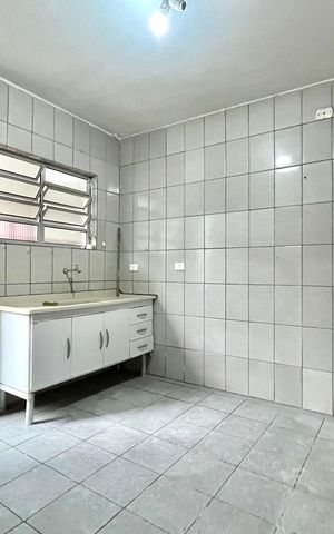 Casa para alugar com 80m², 2 quartos e sem vaga Casa para alugar com 80m², 2 quartos e sem vagaCozinha