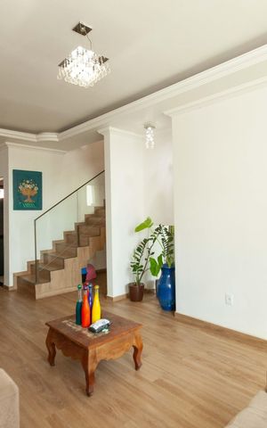 Casa para alugar com 240m², 3 quartos e 3 vagas
