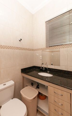 Casa para alugar com 240m², 3 quartos e 3 vagas