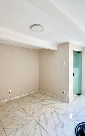 Casa para alugar com 490m², 4 quartos e 3 vagas Casa para alugar com 490m², 4 quartos e 3 vagasQuarto Suíte