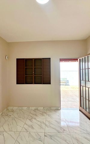 Casa para alugar com 490m², 4 quartos e 3 vagas Casa para alugar com 490m², 4 quartos e 3 vagasSala