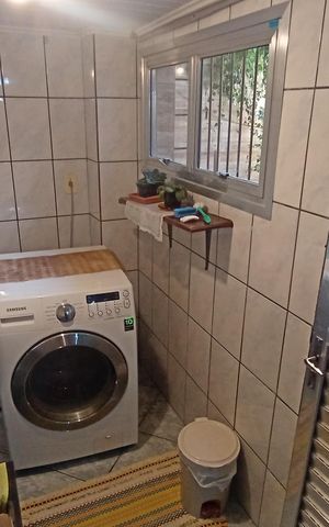 Casa de condomínio à venda com 100m², 3 quartos e 1 vaga Casa de condomínio à venda com 100m², 3 quartos e 1 vagaÁrea de serviço