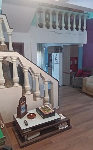 Casa de condomínio à venda com 100m², 3 quartos e 1 vaga Casa de condomínio à venda com 100m², 3 quartos e 1 vagaSala