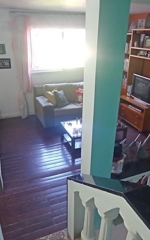 Casa de condomínio à venda com 100m², 3 quartos e 1 vaga Casa de condomínio à venda com 100m², 3 quartos e 1 vagaSala