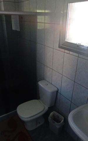 Casa de condomínio à venda com 100m², 3 quartos e 1 vaga Casa de condomínio à venda com 100m², 3 quartos e 1 vagaBanheiro
