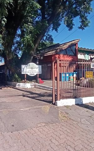 Casa de condomínio à venda com 100m², 3 quartos e 1 vaga Casa de condomínio à venda com 100m², 3 quartos e 1 vagaFachada