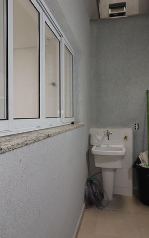 Apartamento à venda com 63m², 2 quartos e 1 vagaÁrea de Serviço