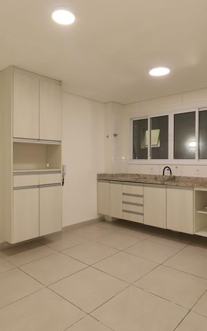 Apartamento à venda com 63m², 2 quartos e 1 vagaSala / Cozinha