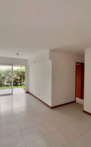 Apartamento à venda com 99m², 2 quartos e 1 vaga Apartamento à venda com 99m², 2 quartos e 1 vagaSala