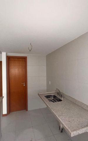 Apartamento à venda com 99m², 2 quartos e 1 vaga Apartamento à venda com 99m², 2 quartos e 1 vagaCozinha e Área de Serviço