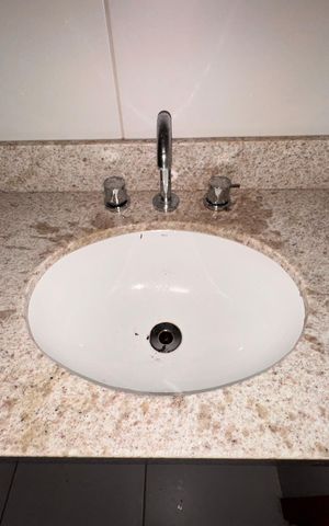 Apartamento à venda com 99m², 2 quartos e 1 vaga Apartamento à venda com 99m², 2 quartos e 1 vagaBanheiro Social