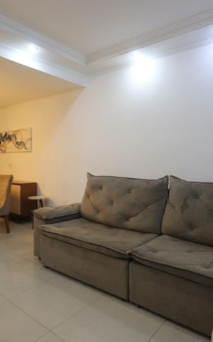 Casa à venda com 170m², 5 quartos e 2 vagasSala