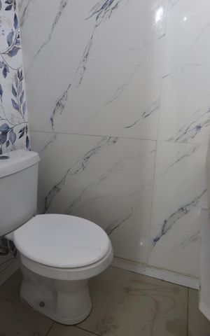 Casa à venda com 170m², 5 quartos e 2 vagasLavabo