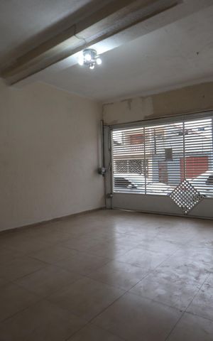 Casa à venda com 170m², 5 quartos e 2 vagasGaragem