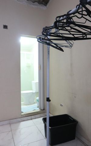 Casa à venda com 170m², 5 quartos e 2 vagasQuarto de Serviço