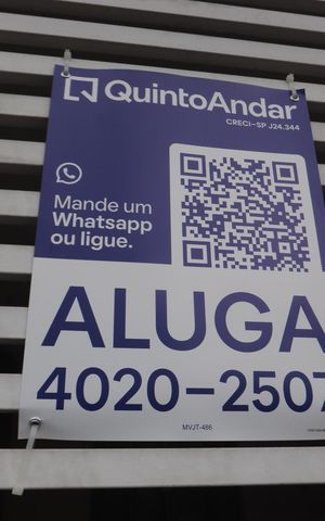Casa à venda com 170m², 5 quartos e 2 vagasPlaca