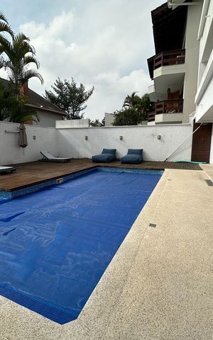 Casa de condomínio para alugar com 348m², 4 quartos e 6 vagas Casa de condomínio para alugar com 348m², 4 quartos e 6 vagasPiscina
