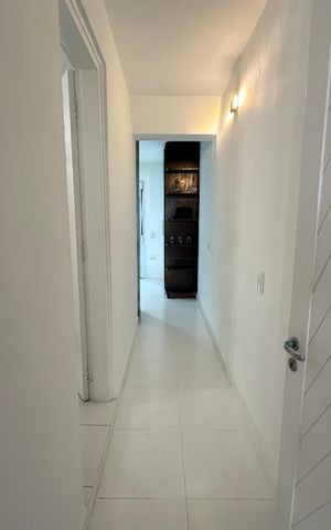 Casa de condomínio para alugar com 348m², 4 quartos e 6 vagas Casa de condomínio para alugar com 348m², 4 quartos e 6 vagasSuíte 2