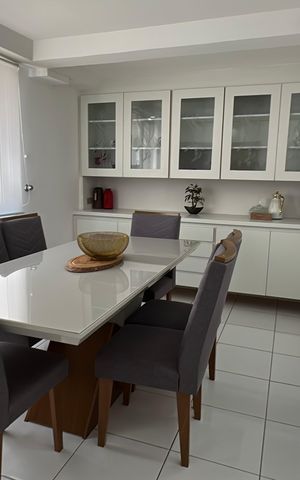 Casa de condomínio para alugar com 348m², 4 quartos e 6 vagas Casa de condomínio para alugar com 348m², 4 quartos e 6 vagasCopa