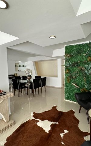 Casa de condomínio para alugar com 348m², 4 quartos e 6 vagas Casa de condomínio para alugar com 348m², 4 quartos e 6 vagasSala
