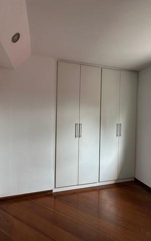 Casa de condomínio para alugar com 348m², 4 quartos e 6 vagas Casa de condomínio para alugar com 348m², 4 quartos e 6 vagasSuíte 1