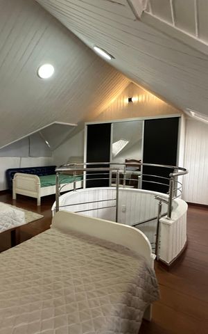 Casa de condomínio para alugar com 348m², 4 quartos e 6 vagas Casa de condomínio para alugar com 348m², 4 quartos e 6 vagasQuarto