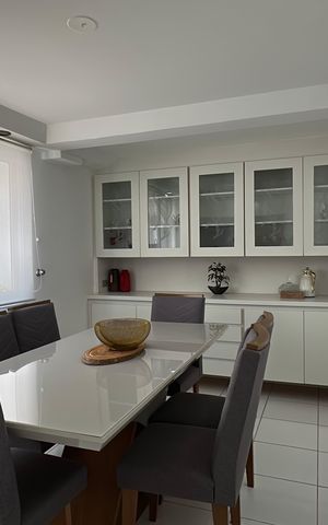 Casa de condomínio para alugar com 348m², 4 quartos e 6 vagas Casa de condomínio para alugar com 348m², 4 quartos e 6 vagasCopa