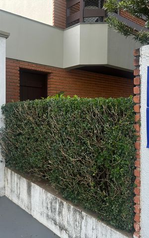 Casa de condomínio para alugar com 348m², 4 quartos e 6 vagas Casa de condomínio para alugar com 348m², 4 quartos e 6 vagasPlaca