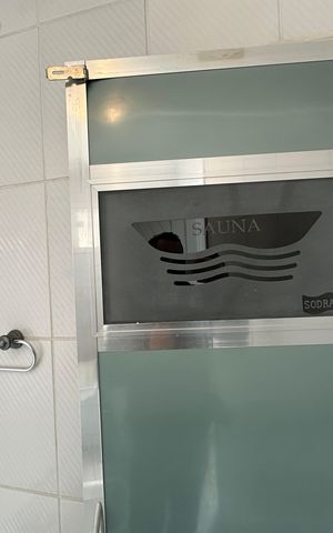 Casa de condomínio para alugar com 348m², 4 quartos e 6 vagas Casa de condomínio para alugar com 348m², 4 quartos e 6 vagasSaúna
