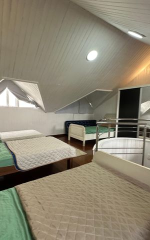 Casa de condomínio para alugar com 348m², 4 quartos e 6 vagas Casa de condomínio para alugar com 348m², 4 quartos e 6 vagasQuarto
