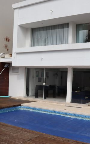 Casa de condomínio para alugar com 348m², 4 quartos e 6 vagas Casa de condomínio para alugar com 348m², 4 quartos e 6 vagasPiscina