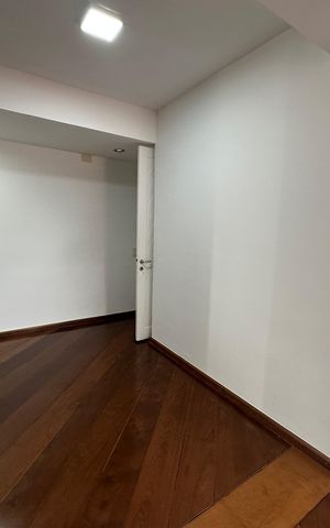 Casa de condomínio para alugar com 348m², 4 quartos e 6 vagas Casa de condomínio para alugar com 348m², 4 quartos e 6 vagasSuíte 1