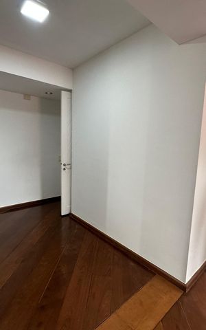 Casa de condomínio para alugar com 348m², 4 quartos e 6 vagas Casa de condomínio para alugar com 348m², 4 quartos e 6 vagasSuíte 1