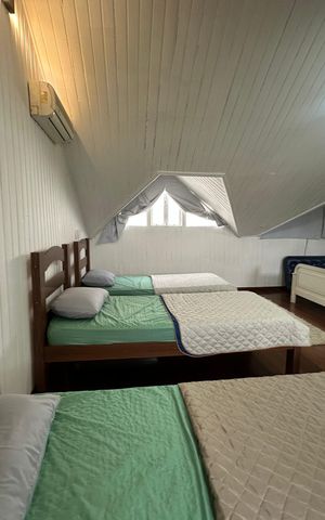 Casa de condomínio para alugar com 348m², 4 quartos e 6 vagas Casa de condomínio para alugar com 348m², 4 quartos e 6 vagasQuarto