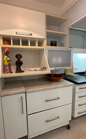 Casa de condomínio para alugar com 348m², 4 quartos e 6 vagas Casa de condomínio para alugar com 348m², 4 quartos e 6 vagasCozinha