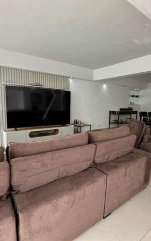 Casa de condomínio para alugar com 348m², 4 quartos e 6 vagas Casa de condomínio para alugar com 348m², 4 quartos e 6 vagasSala