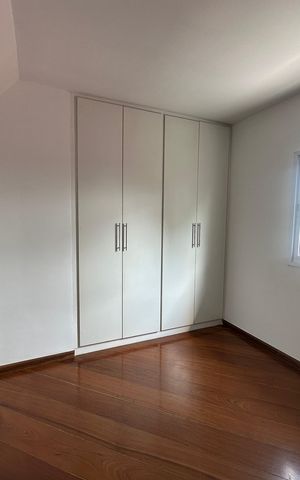 Casa de condomínio para alugar com 348m², 4 quartos e 6 vagas Casa de condomínio para alugar com 348m², 4 quartos e 6 vagasSuíte 1