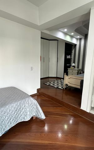 Casa de condomínio para alugar com 348m², 4 quartos e 6 vagas Casa de condomínio para alugar com 348m², 4 quartos e 6 vagasSuíte 3