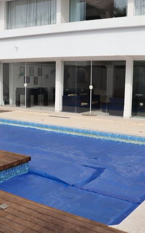 Casa de condomínio para alugar com 348m², 4 quartos e 6 vagas Casa de condomínio para alugar com 348m², 4 quartos e 6 vagasPiscina