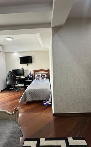 Casa de condomínio para alugar com 348m², 4 quartos e 6 vagas Casa de condomínio para alugar com 348m², 4 quartos e 6 vagasSuíte 3
