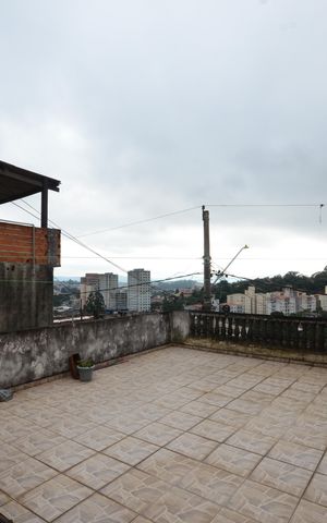 Casa para alugar com 100m², 2 quartos e 1 vagaTerraço