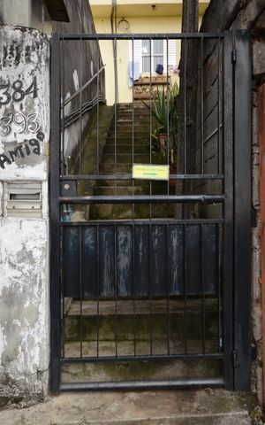Casa para alugar com 100m², 2 quartos e 1 vagaFachada