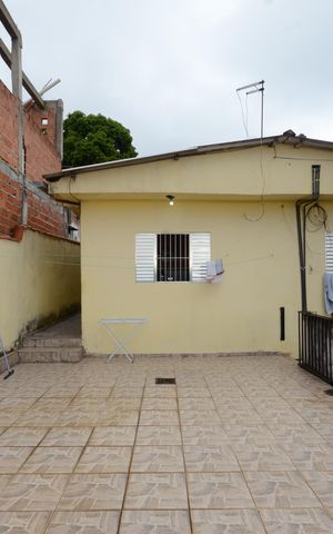 Casa para alugar com 100m², 2 quartos e 1 vagaTerraço