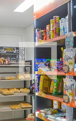 Apartamento para alugar com 144m², 2 quartos e 2 vagas Apartamento para alugar com 144m², 2 quartos e 2 vagasÁrea comum - Mercado