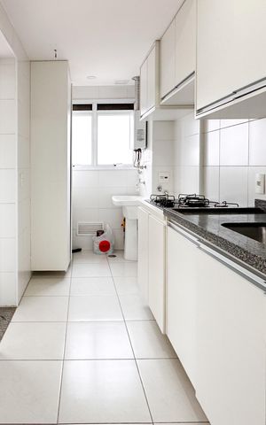 Apartamento para alugar com 144m², 2 quartos e 2 vagas Apartamento para alugar com 144m², 2 quartos e 2 vagasCozinha